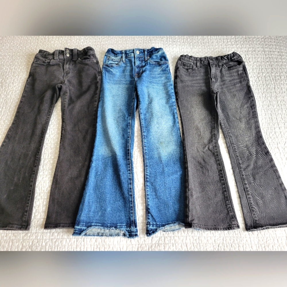 Girl's Size 8 Flared Jeans Bundle. Gap and Old Navy. EUC.